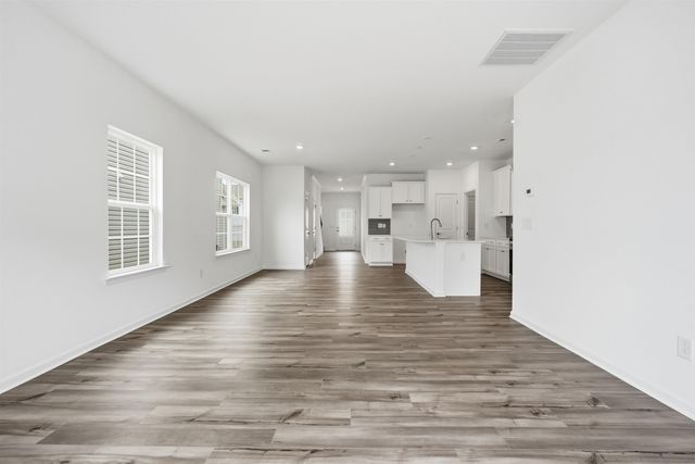 157 Farmwell Drive, Woodruff, SC 29388