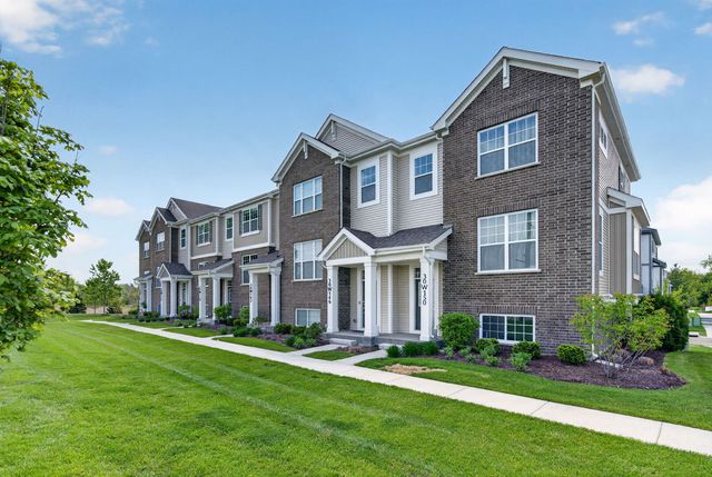 30W142 Wheeler Circle, Warrenville, IL 60563