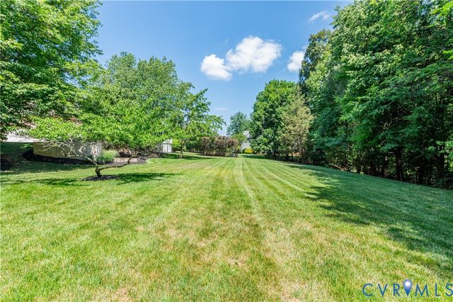 3121 Lady Marian Ln, Midlothian, VA 23113