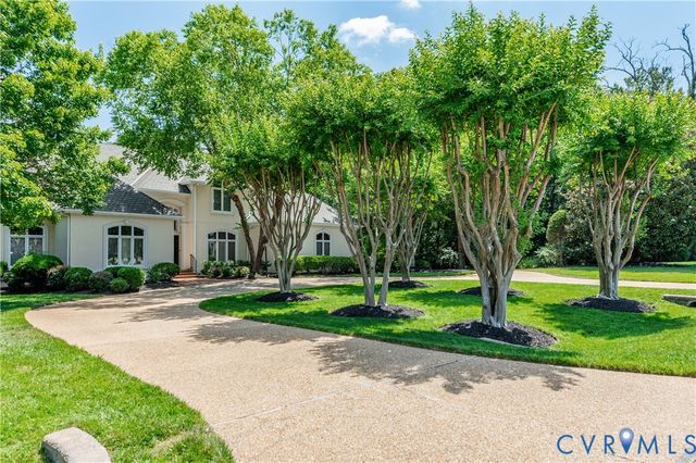 3121 Lady Marian Ln, Midlothian, VA 23113