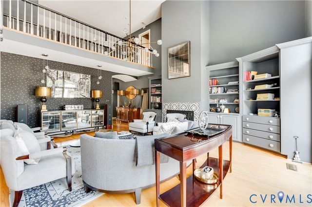 3121 Lady Marian Ln, Midlothian, VA 23113
