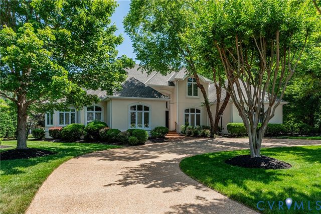 3121 Lady Marian Ln, Midlothian, VA 23113