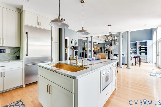 3121 Lady Marian Ln, Midlothian, VA 23113