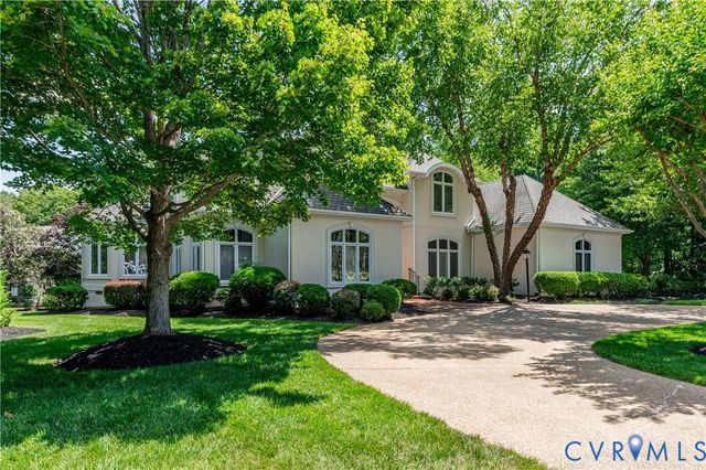 3121 Lady Marian Ln, Midlothian, VA 23113
