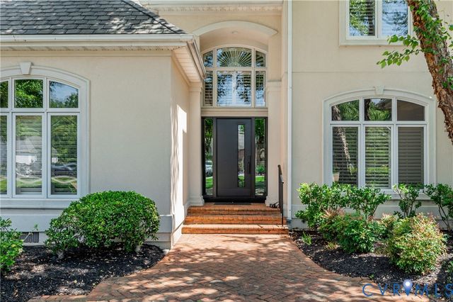 3121 Lady Marian Ln, Midlothian, VA 23113