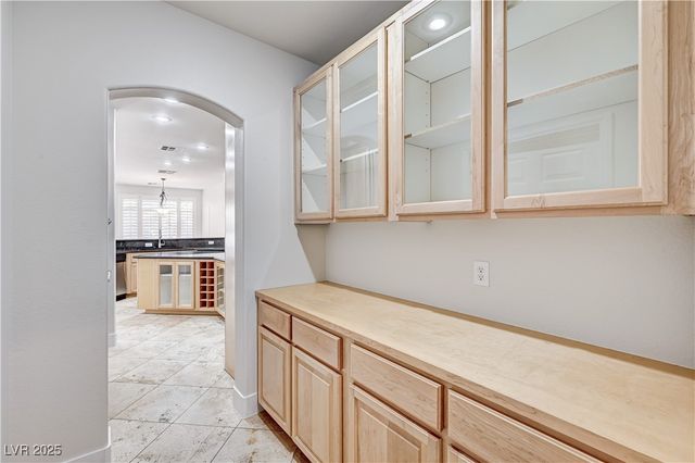 345 Whispering Tree Avenue, Las Vegas, NV 89183