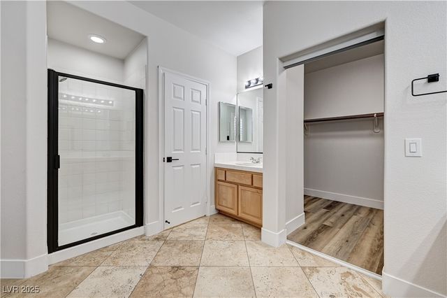 345 Whispering Tree Avenue, Las Vegas, NV 89183