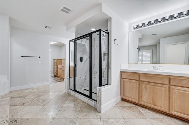 345 Whispering Tree Avenue, Las Vegas, NV 89183