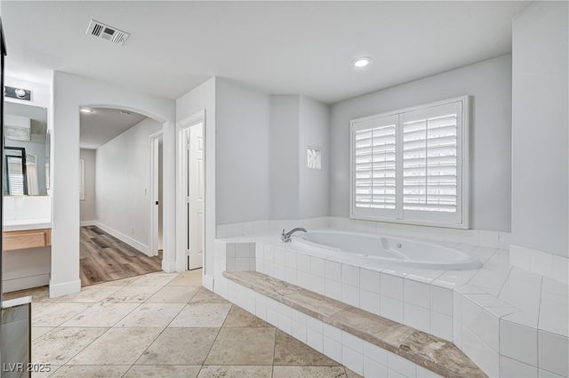 345 Whispering Tree Avenue, Las Vegas, NV 89183