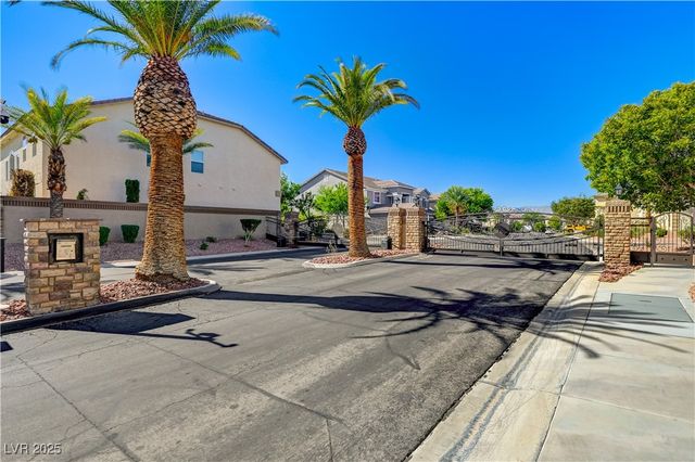 345 Whispering Tree Avenue, Las Vegas, NV 89183