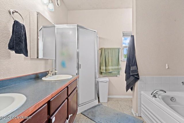 6620 W Kinsington Avenue, Wasilla, AK 99623