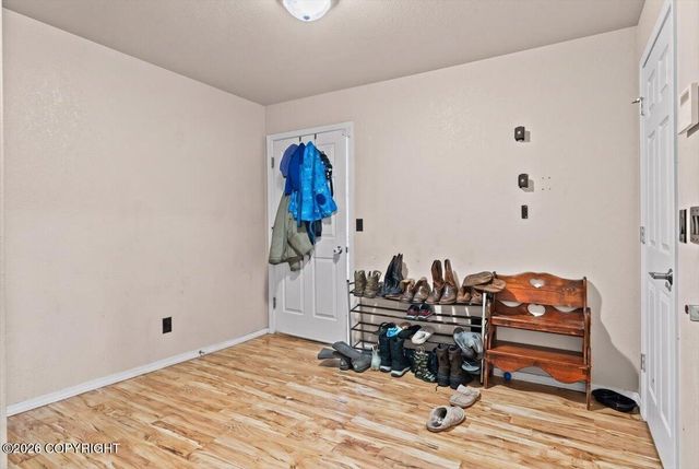 6620 W Kinsington Avenue, Wasilla, AK 99623