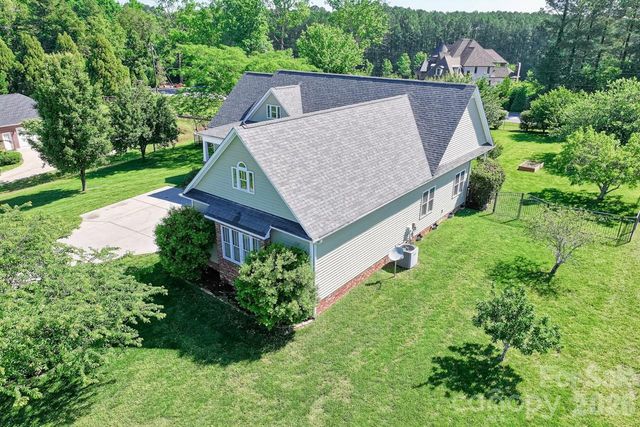 557 Luther Drive, Iron Station, NC 28080