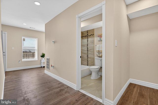 1762 E NORTH AVE, Baltimore, MD 21213