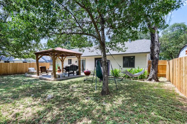 600 Live Oak DR, Cedar Park, TX 78613