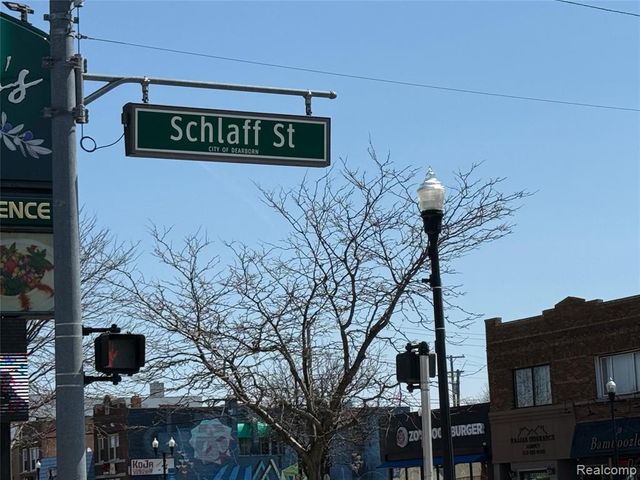 4913 Schlaff Street, Dearborn, MI 48126