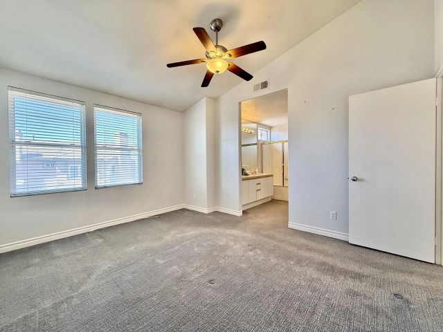 992 S Country Glen Way, Anaheim, CA 92808