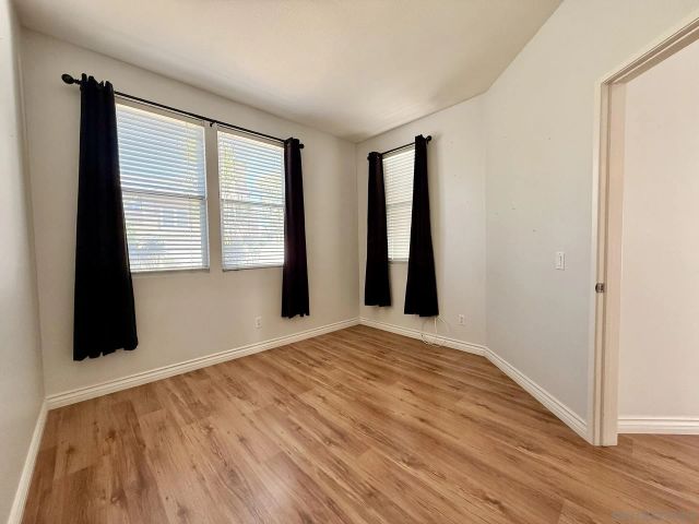 992 S Country Glen Way, Anaheim, CA 92808