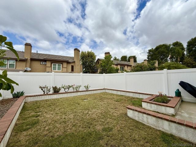 992 S Country Glen Way, Anaheim, CA 92808