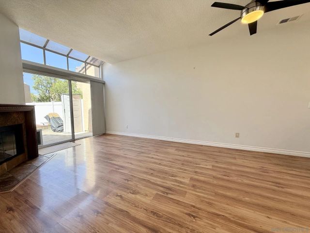 992 S Country Glen Way, Anaheim, CA 92808