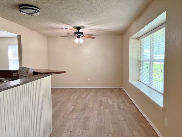 508 Trail Lake Place, Midlothian, TX 76065