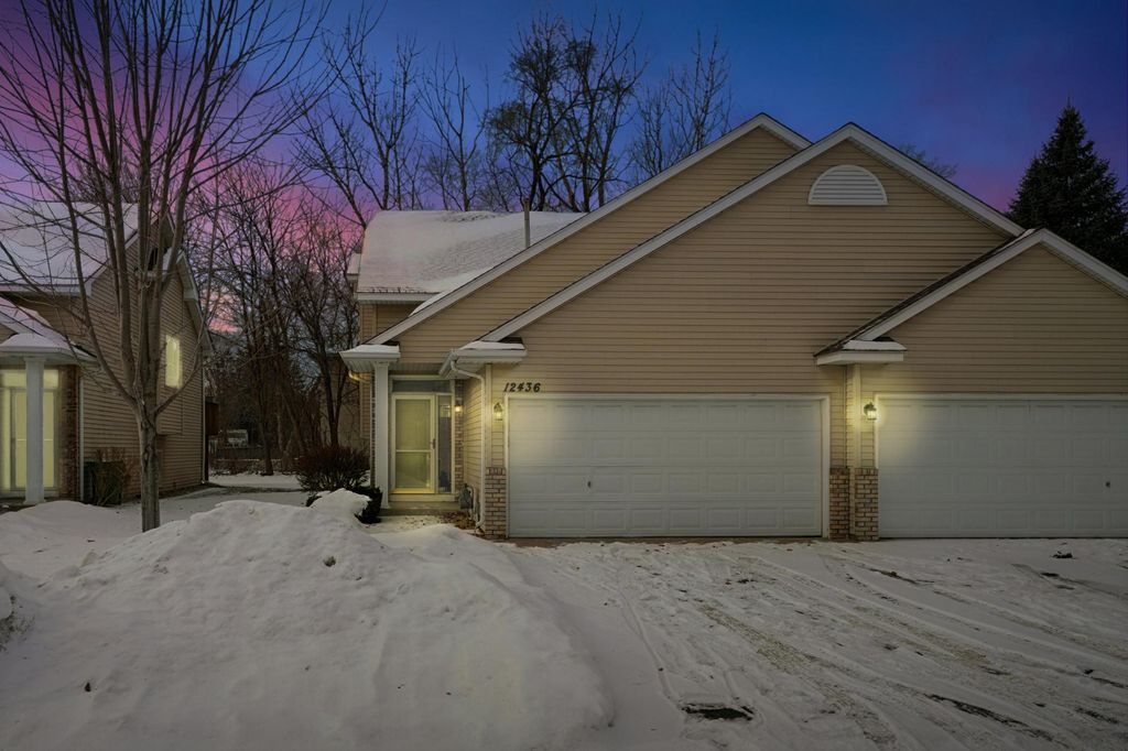 12436 Aztec Street NW, Coon Rapids, MN 55433