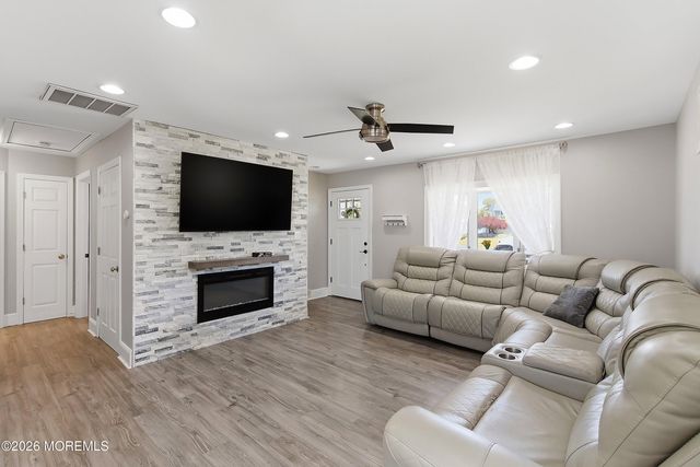 219 Austin Avenue, Old Bridge, NJ 08857