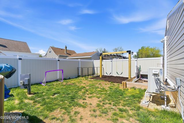 219 Austin Avenue, Old Bridge, NJ 08857