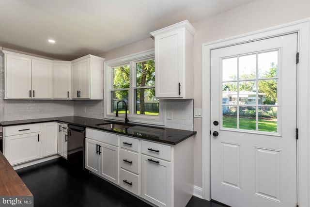 108 YELKCA AVE, Vineland, NJ 08360