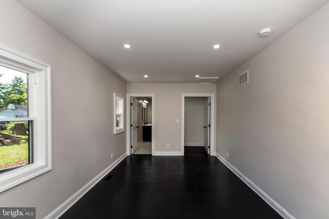 108 YELKCA AVE, Vineland, NJ 08360