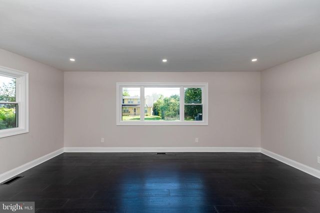 108 YELKCA AVE, Vineland, NJ 08360