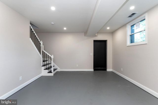 108 YELKCA AVE, Vineland, NJ 08360