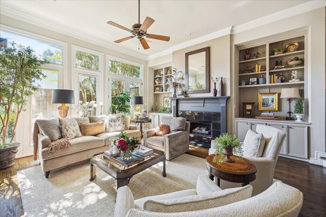 2435 North Boulevard, Houston, TX 77098