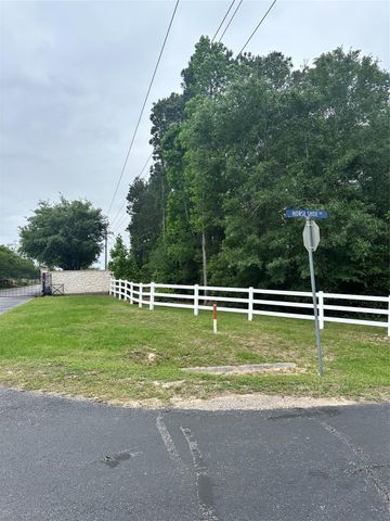 28117 Horse Shoe Lane Lane, Waller, TX 77484