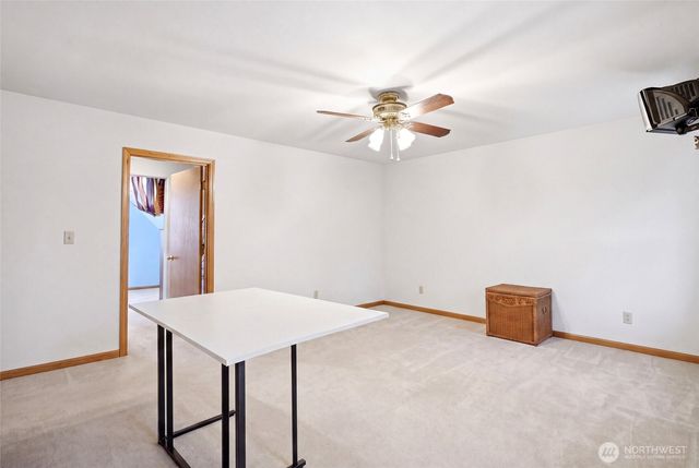 32704 193rd Avenue SE, Kent, WA 98042