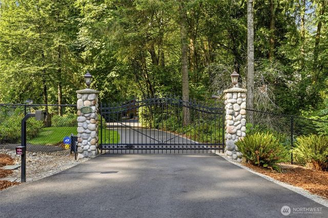 32704 193rd Avenue SE, Kent, WA 98042