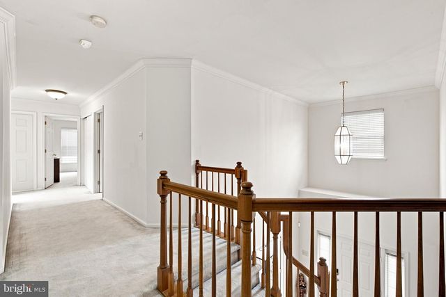 101 TENNYSON LN, North Wales, PA 19454