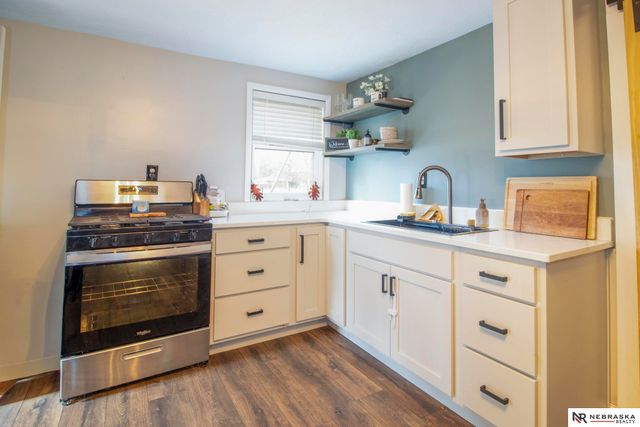 411 NW 84th Street, Lincoln, NE 68528