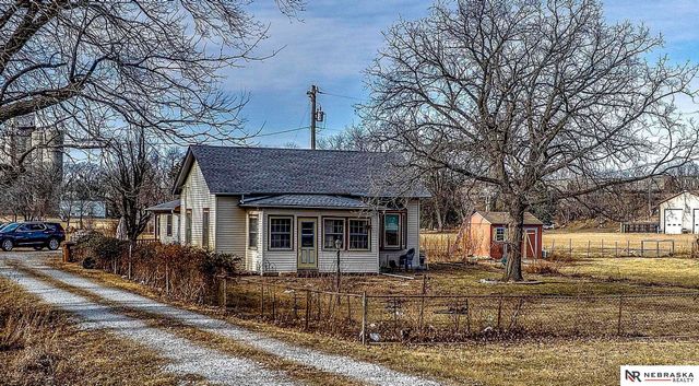 411 NW 84th Street, Lincoln, NE 68528