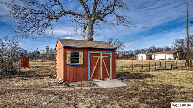 411 NW 84th Street, Lincoln, NE 68528