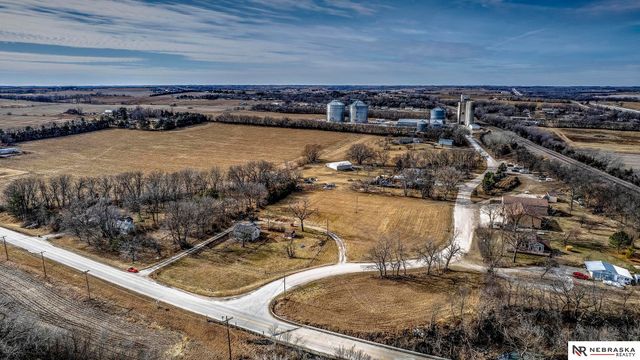 411 NW 84th Street, Lincoln, NE 68528