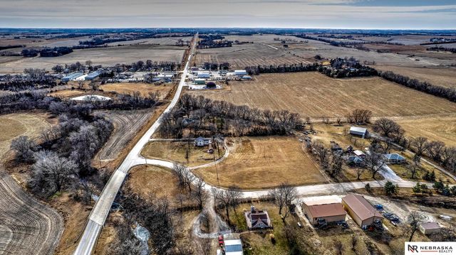 411 NW 84th Street, Lincoln, NE 68528