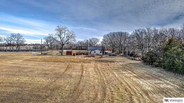 411 NW 84th Street, Lincoln, NE 68528