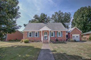 5510 LaMotte Lane, Godfrey, IL 62035