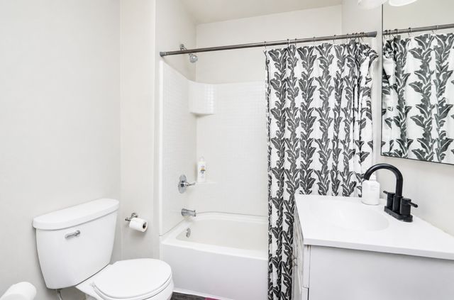 4106 Plainview Drive, Des Moines, IA 50311