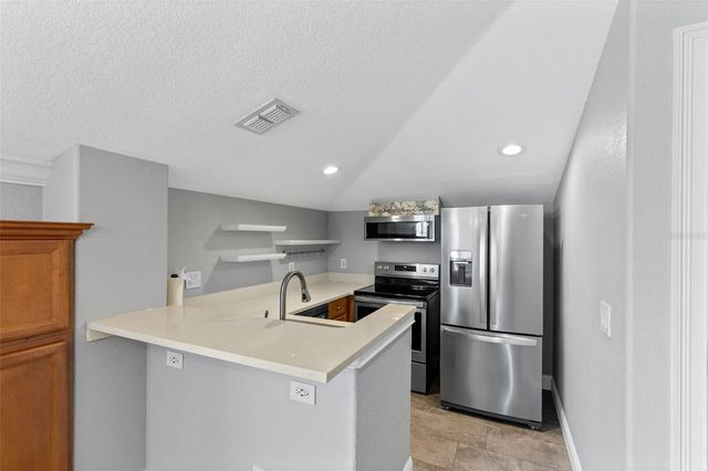 3909 CASSIA DRIVE, Orlando, FL 32828