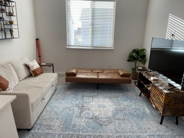 5057 E Whirlabout St, Roseville, CA 95747