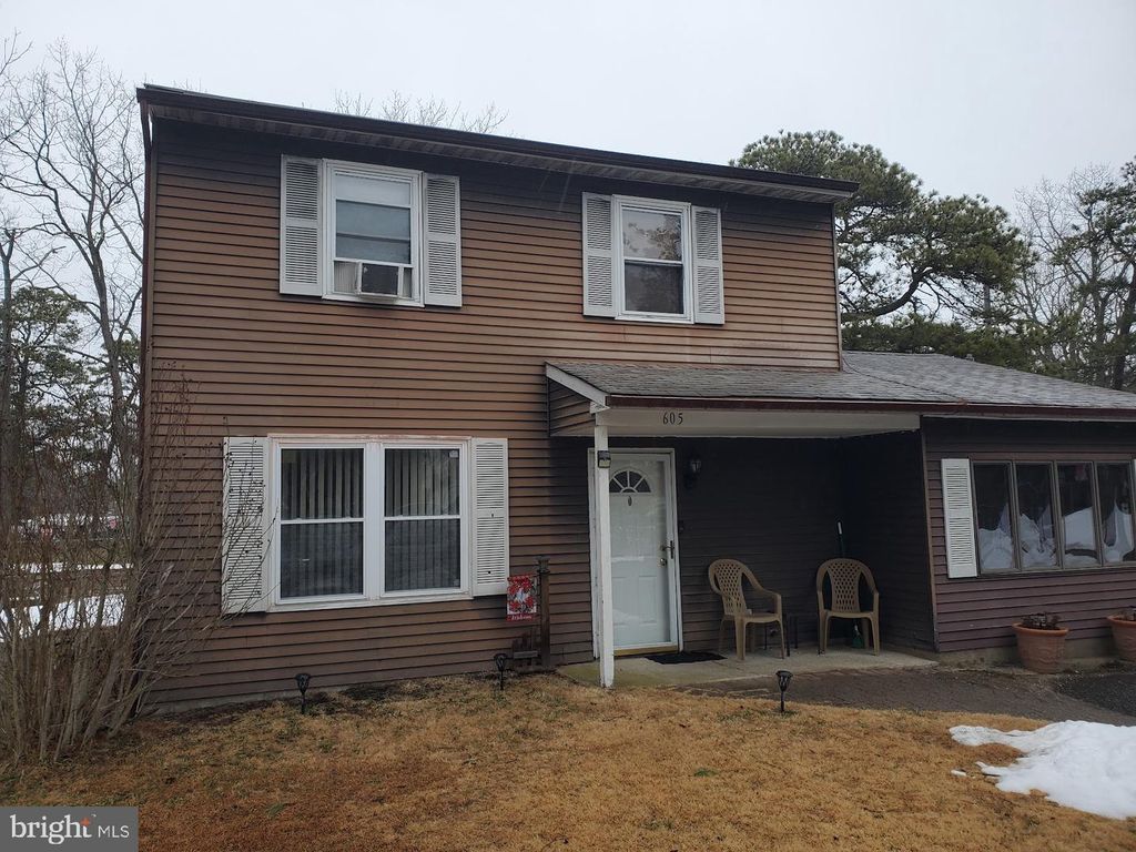 605 RED FEATHER TRL, Browns Mills, NJ 08015