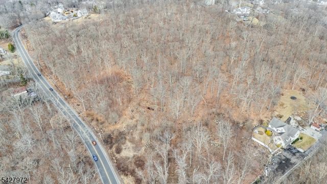 172 Espanong Rd, Jefferson Twp., NJ 07849