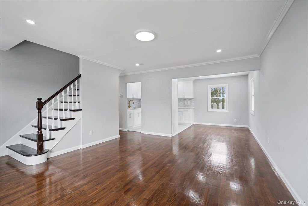 48 Cliff Avenue, Hempstead, NY 11550 — photo 5